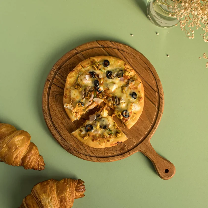 Kalpavriksh Solid Acacia Wood Pizza Platter